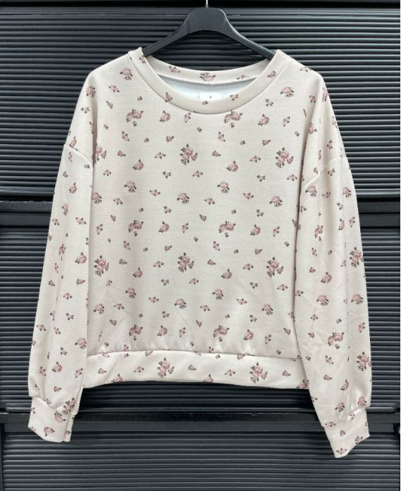 WHITE ROSES SWEATER