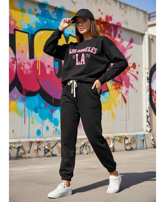 Black jogging LA