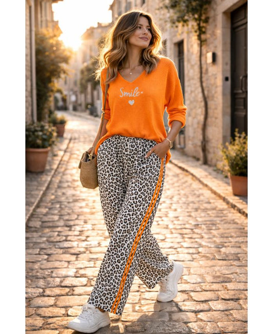 LUIPAARD 2-STREEPS ORANJE WIJDE BROEK